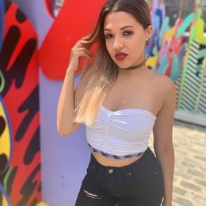 Meet your Posher, Karina